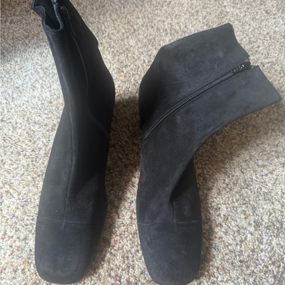 Staud Aimee Short Boots Black Suede size 41 - Picture 3 of 6